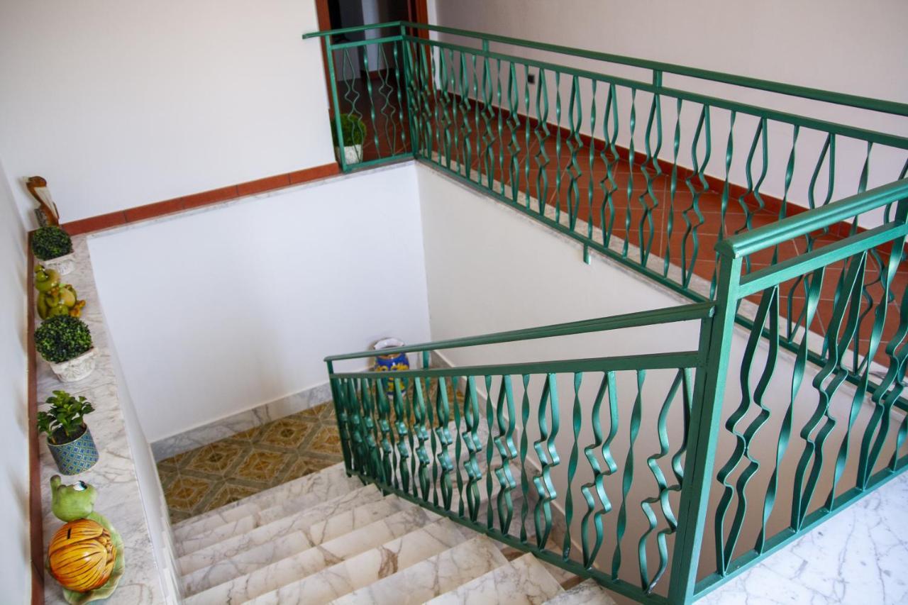 La Casa Sulla Collina Panzió Altavilla Silentina Kültér fotó